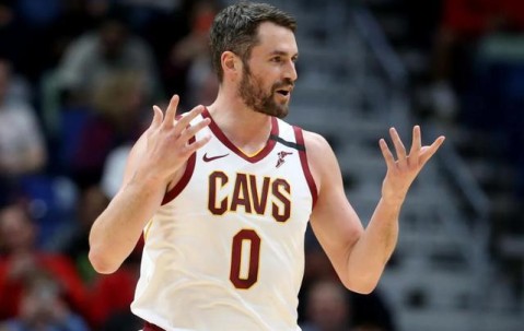 LOL官网-关于清晨纽约尼克斯调整名单以备全明星赛，调整名单环节打磨，质疑声仍在，赛程密集仍需轮换的信息